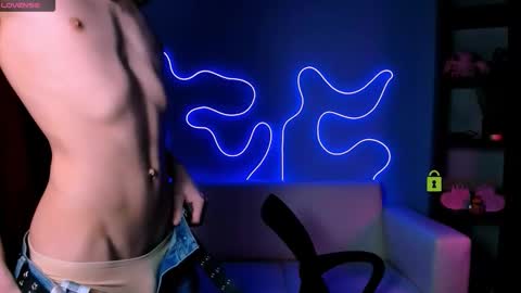 Snapshot of kyleberry_ chatting on November 2025 03:29:01 AM kyleberry_ online show from November 2025 03:29:01 AM