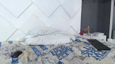 KyleDoom online show from October 2025 05:01:01 PM