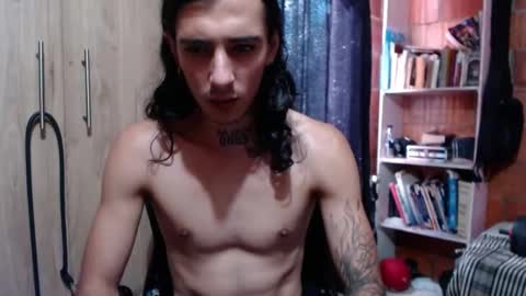 Snapshot of kyleer77 chatting on November 2025 06:21:01 PM kyleer77 online show from November 2025 06:21:01 PM