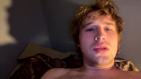 Snapshot of kylelovepussy69 chatting on February 2025 10:17:02 AM kylelovepussy69 online show from February 2025 10:17:02 AM