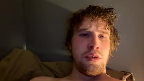 Snapshot of kylelovepussy69 chatting on March 2025 07:17:01 PM kylelovepussy69 online show from March 2025 07:17:01 PM
