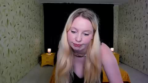 Snapshot of kyleyjackson chatting on November 2025 12:38:01 PM Kyley online show from November 2025 12:38:01 PM