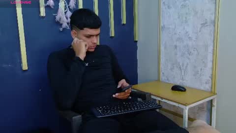 Kyliam online show from July 2026 01:04:01 AM