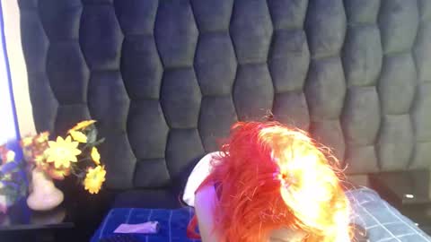 Snapshot of kylie_bloom chatting on November 2025 09:24:02 PM kylie_bloom online show from November 2025 09:24:02 PM