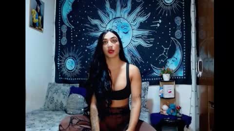 Snapshot of kylie_capricorn chatting on October 2025 10:43:02 PM kylie online show from October 2025 10:43:02 PM