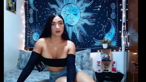 kylie online show from May 2026 08:36:02 PM