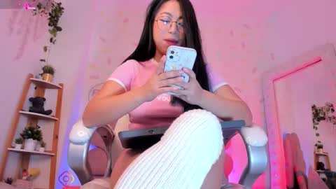 Snapshot of kylie_evans_18 chatting on February 2026 11:15:02 PM Kylie online show from February 2026 11:15:02 PM