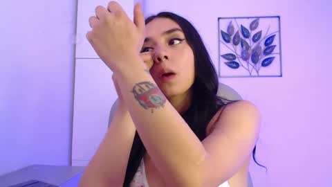 Snapshot of kylie_golden chatting on December 2024 12:08:02 PM Kylie Myers online show from December 2024 12:08:02 PM