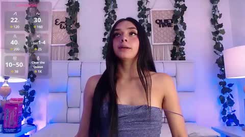 Snapshot of kylie_golden chatting on December 2024 12:27:01 PM Kylie Myers online show from December 2024 12:27:01 PM
