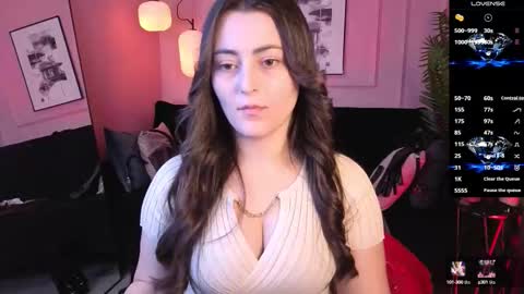 Snapshot of kylie_mellow chatting on October 2025 01:45:02 PM Kylie online show from October 2025 01:45:02 PM