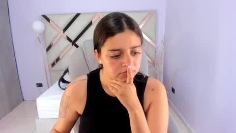 Snapshot of kylie_reyes chatting on February 2026 07:35:01 PM Kylie Reyes online show from February 2026 07:35:01 PM