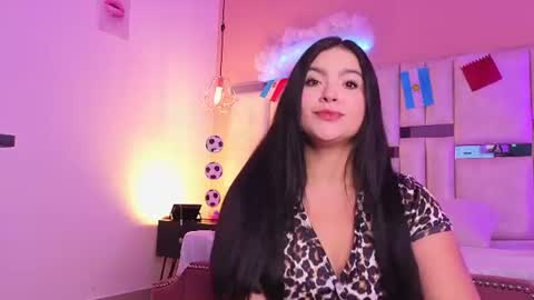 Kylie  online show from June 2026 11:15:01 AM
