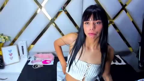 Snapshot of kylie_sexx chatting on December 2024 02:31:01 AM kylie online show from December 2024 02:31:01 AM