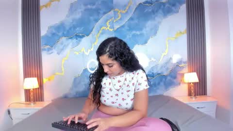 Kaylie And Jhony online show from December 2025 11:56:01 PM