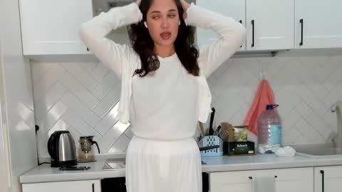 Snapshot of kylieblond chatting on November 2025 09:37:01 PM Din online show from November 2025 09:37:01 PM