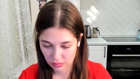 Snapshot of kylieblond chatting on November 2025 07:18:01 PM Din online show from November 2025 07:18:01 PM