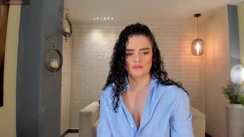 Snapshot of kyliejenkins1 chatting on November 2025 11:21:02 AM Kylie Jenkins online show from November 2025 11:21:02 AM