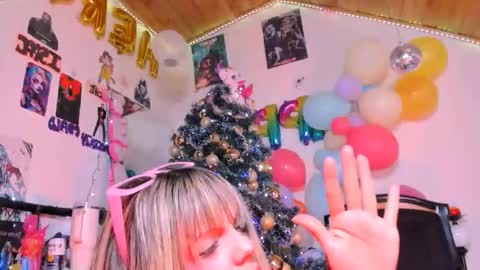   online show from November 2025 12:58:01 AM