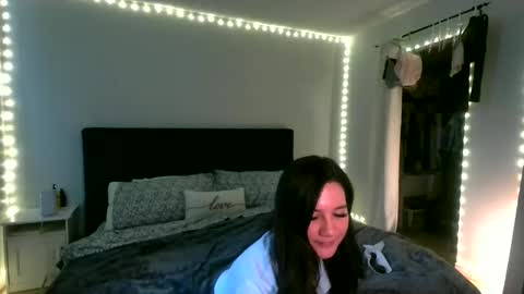 Snapshot of kylienotjenneer chatting on March 2026 07:06:02 PM kylie not jenner online show from March 2026 07:06:02 PM