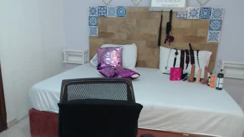 Kylie online show from November 2025 09:53:01 AM