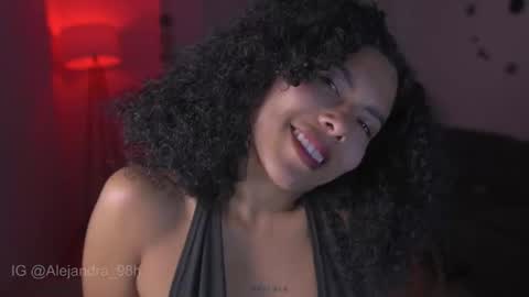 schedule 300 pm - 1100pm colombia time online show from October 2025 11:29:02 PM