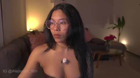 schedule 300 pm - 1100pm colombia time online show from January 2026 04:28:01 AM