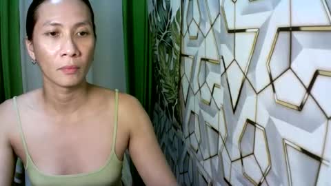 kyutshyne online show from May 2026 08:58:02 PM