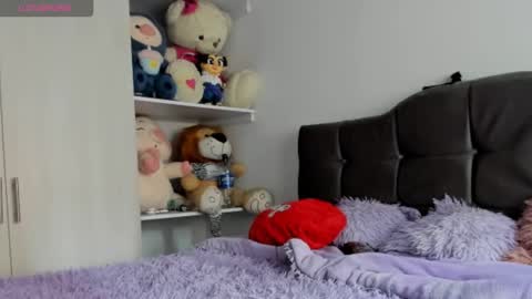 Snapshot of kyy_isa chatting on March 2026 08:59:01 PM IG online show from March 2026 08:59:01 PM