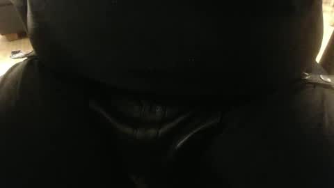 Snapshot of l0ngjohnsilv3er chatting on October 2025 05:20:02 PM l0ngjohnsilv3er online show from October 2025 05:20:02 PM