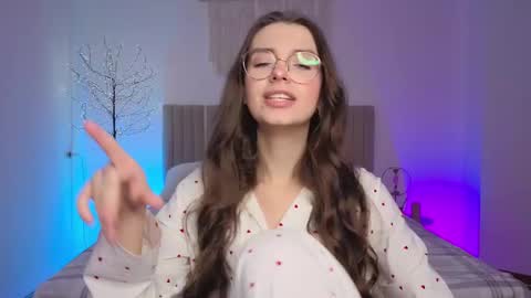 Margo  online show from March 2026 03:18:01 PM