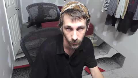 Snapshot of l1v1nth3dr3am chatting on November 2025 05:09:01 PM l1v1nth3dr3am online show from November 2025 05:09:01 PM