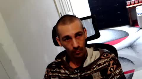 l1v1nth3dr3am online show from March 2026 12:11:01 PM