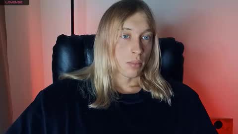 Snapshot of l_adonis_l chatting on February 2026 06:13:01 AM Adonis online show from February 2026 06:13:01 AM