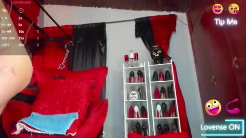 Snapshot of la_crespa__ chatting on September 2025 11:54:02 AM la_crespa__ online show from September 2025 11:54:02 AM