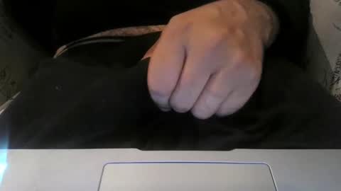 la_guyy online show from October 2025 08:26:02 AM