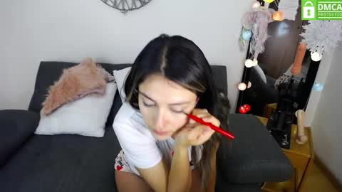 Snapshot of la_rola_ chatting on February 2025 11:59:02 PM Catalina online show from February 2025 11:59:02 PM