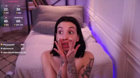 Snapshot of laady_rosee chatting on February 2025 04:46:02 PM Fanni online show from February 2025 04:46:02 PM