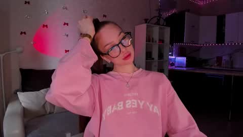 Alice online show from February 2026 04:33:01 AM