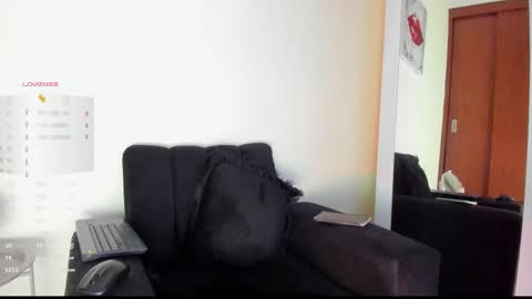 Snapshot of lace_victoria chatting on October 2025 11:33:01 PM lace_victoria online show from October 2025 11:33:01 PM