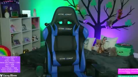 Snapshot of laceybloom chatting on March 2026 12:55:02 AM Lacey Bloom online show from March 2026 12:55:02 AM