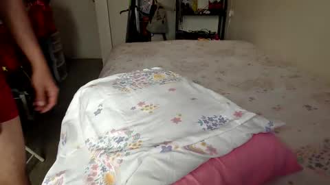 lachickadelbronx online show from April 2026 02:40:01 PM