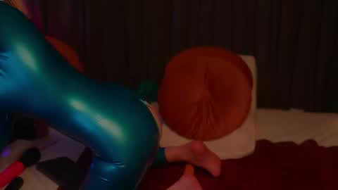 Latex Lacie online show from April 2026 04:23:02 PM
