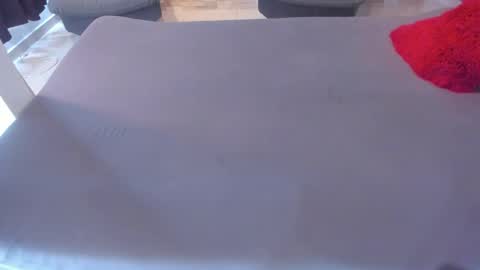 Snapshot of ladahear_ chatting on December 2025 01:07:01 PM Akyra online show from December 2025 01:07:01 PM