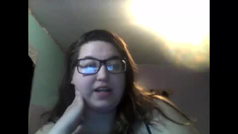 Laddybuggie27 online show from February 2025 05:53:02 PM