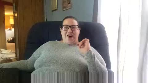 Laddybuggie27 online show from February 2025 07:38:02 PM