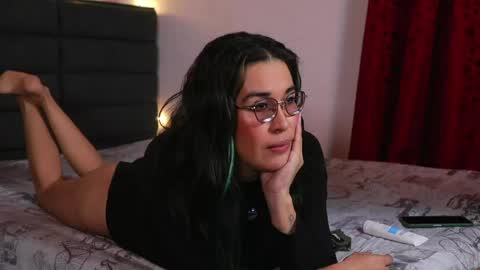 Kathie  Dicky    online show from May 2026 10:26:02 PM