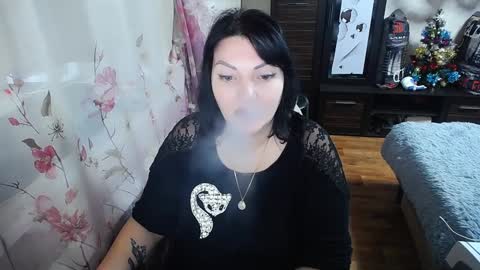 Snapshot of lady_boom_ chatting on December 2024 12:12:02 PM lady_boom_ online show from December 2024 12:12:02 PM
