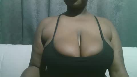 Snapshot of lady_dearra chatting on September 2025 01:50:01 AM lady_dearra online show from September 2025 01:50:01 AM