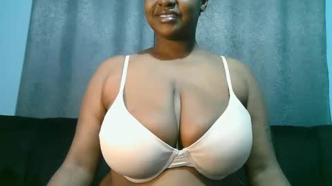 lady_dearra online show from June 2026 02:33:02 AM