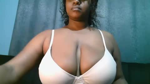lady_dearra online show from June 2026 03:25:01 AM